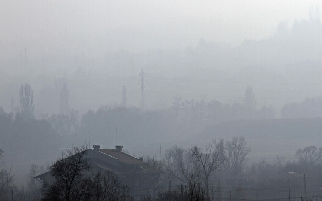 La guerra in Ucraina è anche disastro ambientale. Polveri sottili, CO2, metalli radioattivi e malattie gravi tra la popolazione