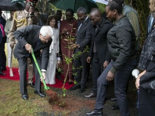 Mattarella a Nairobi sull’emergenza climatica: “Non si fugga dalla realtà, non c’è più tempo”