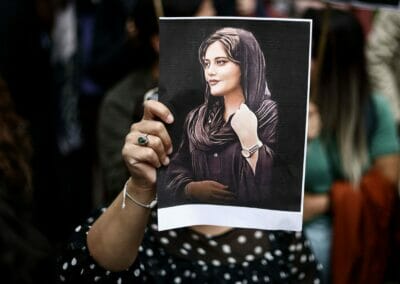 Mahsa Amini, per non dimenticare: le manifestazioni in tutta Italia
