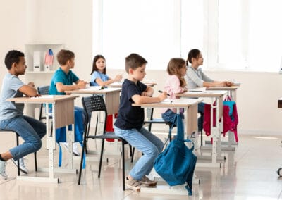 Sull’abbandono scolastico pesano ancora i divari interni